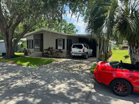 329 lagoon key, Plant City, FL 33565