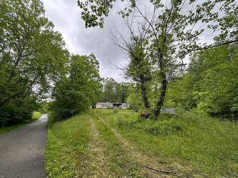 142 Ray Gillum Road, Sandy Hook, KY 41171