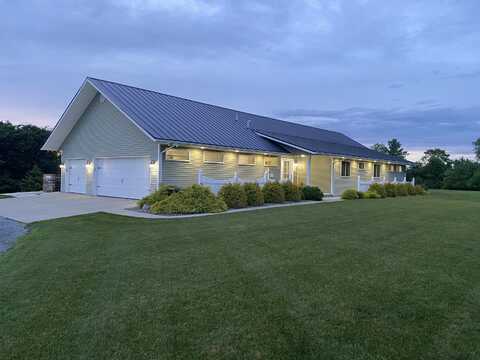 3380 S T-129, Zanesfield, OH 43360