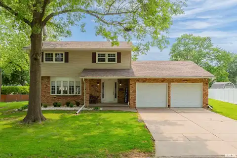 1612 20TH Street, Bettendorf, IA 52722