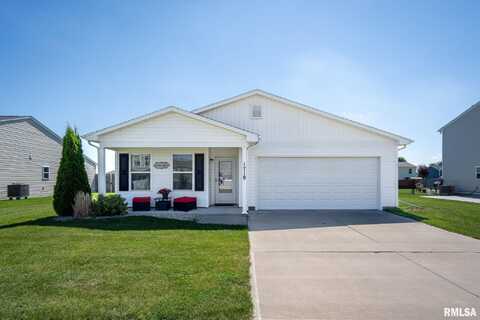 1719 Carson Drive, Davenport, IA 52804