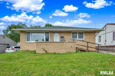 1411 CHESTNUT Street, Pekin, IL 61554