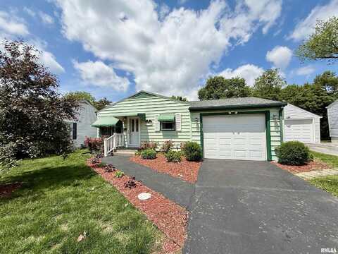 10 BLACKHAWK HILLS Court, Rock Island, IL 61201
