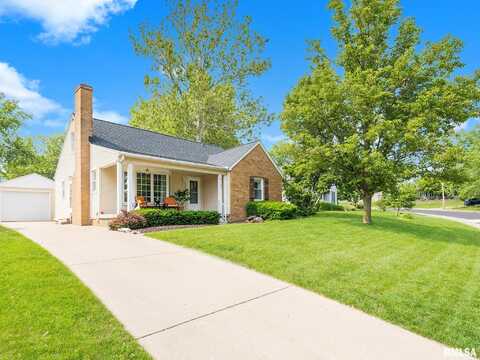 4129 N HOLLYRIDGE Circle, Peoria, IL 61614