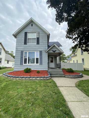 504 6TH Avenue North, Clinton, IA 52732