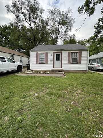 3005 W ANN Street, Peoria, IL 61605