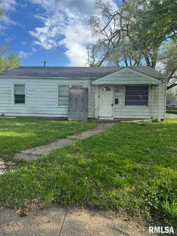 2432 W ANTOINETTE Street, Peoria, IL 61605