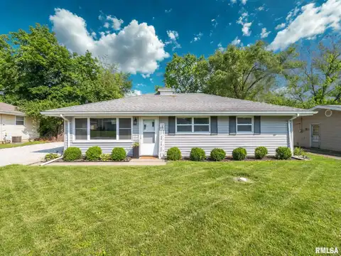 5328 N PLAZA Drive, Peoria, IL 61614