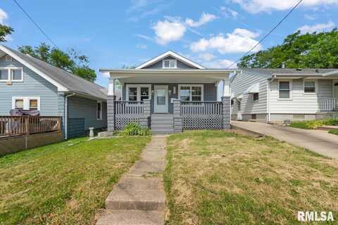 3903 N PROSPECT Road, Peoria Heights, IL 61616