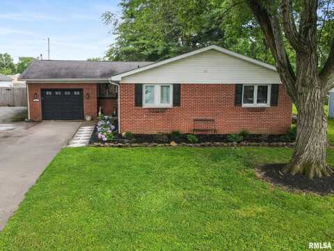 809 DOGWOOD Lane, Marion, IL 62959