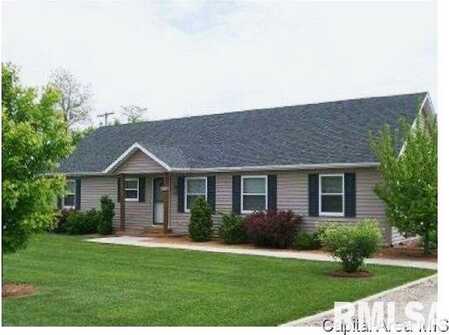 112 RACHEL Road, Girard, IL 62640