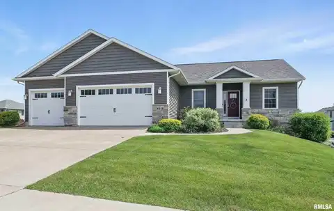 4241 COLORADO Drive, Bettendorf, IA 52722