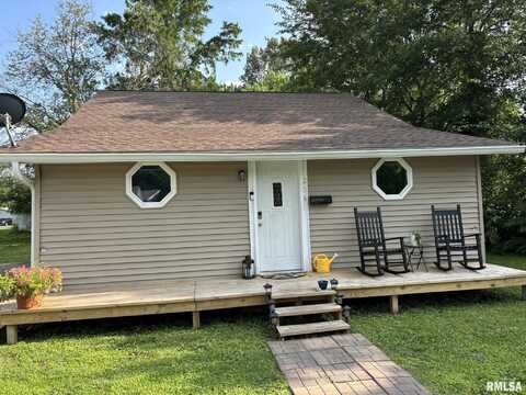 206 E REED Street, Benton, IL 62812
