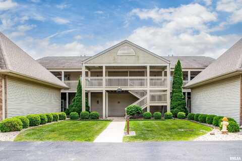 7325 N VILLA LAKE Drive, Peoria, IL 61615