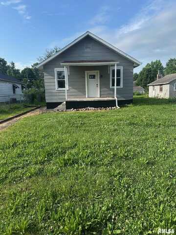 319 WALNUT Street, Kincaid, IL 62540