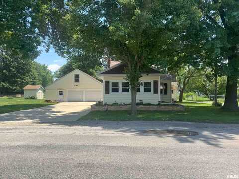 370 S Bissell Street, Virden, IL 62690