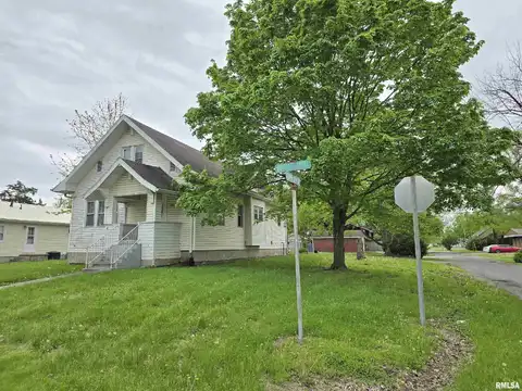 1201 E Noleman, Centralia, IL 62801