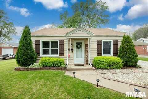 1296 HARRISON Street, Galesburg, IL 61401
