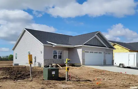1312 HILLCREST Drive, Chillicothe, IL 61548