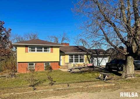 1436 MAIN Avenue, Clinton, IA 52732