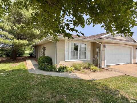 1041 HAWTHORN Ridge, Macomb, IL 61455