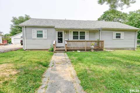128 MACARTHUR Boulevard, Pana, IL 62557