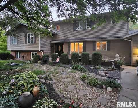 9 OAKWOOD Drive, Springfield, IL 62711