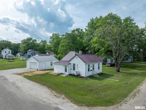 100 N AUSTIN Avenue, Abingdon, IL 61410
