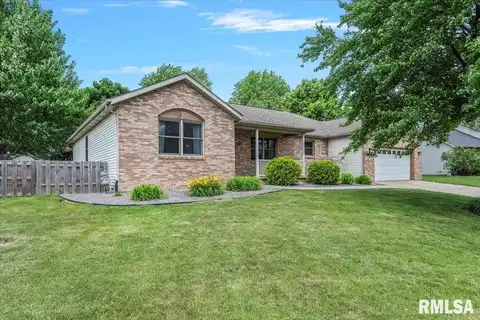 6723 Phlox Drive, Springfield, IL 62712