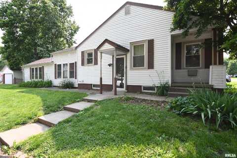 1100 W VINE Street, Taylorville, IL 62568