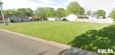 1601 W ELM Street, Taylorville, IL 62568