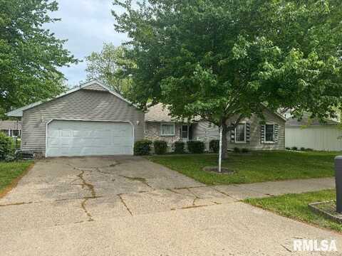 1635 W COUNTRY OAKS Court, Dunlap, IL 61525