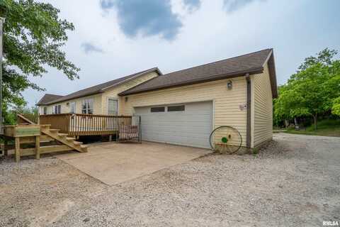 21501 N Berchtold Road, Chillicothe, IL 61523