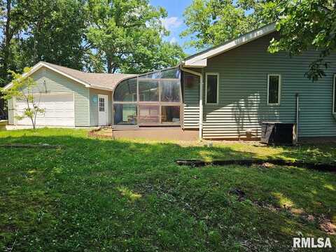 12862 WINNEBAGO Drive, Plainview, IL 62685