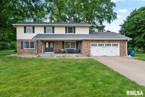 402 MANOR Drive, Riverdale, IA 52722