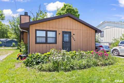2504 E LAUREL Street, Springfield, IL 62702