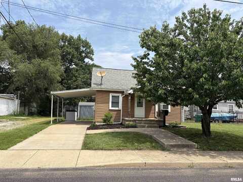 2807 W KENWOOD Avenue, West Peoria, IL 61604
