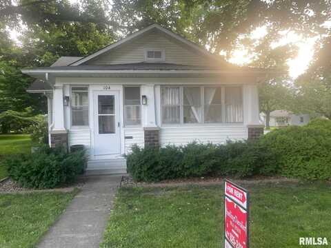 104 S 9TH Street, Auburn, IL 62615