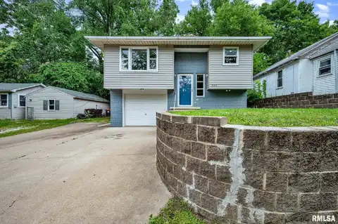 548 HILLCREST Terrace, Creve Coeur, IL 61610