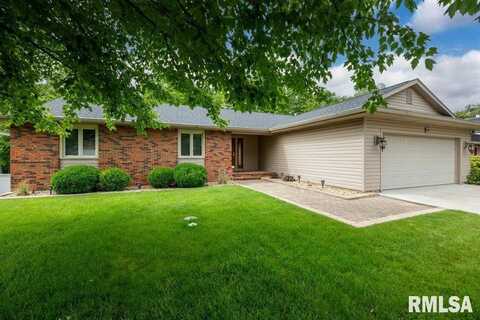 515 ILLINI Drive, East Peoria, IL 61611
