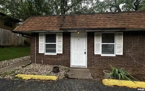undefined, West Peoria, IL 61604