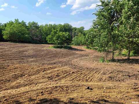 4456 115TH Street, Clinton, IA 52732