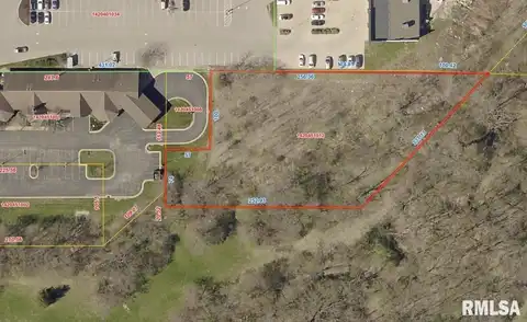4600 N UNIVERSITY Street, Peoria, IL 61614