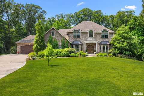 300 WOLF CROSSING Drive, Morton, IL 61550