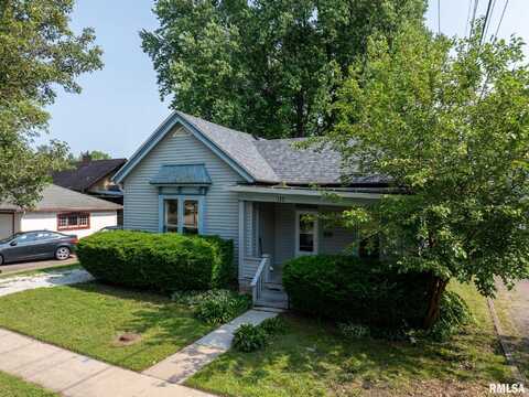 117 W JEFFERSON Street, Macomb, IL 61455