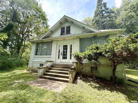 3123 COMMODORE Street, Davenport, IA 52802