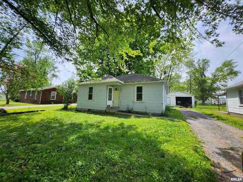 231 N 3RD Street, Ashley, IL 62808