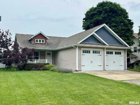 409 W MAIN Street, Williamsville, IL 62693