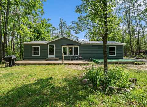 7539 E M-32, Johannesburg, MI 49751