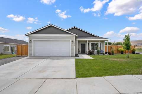 1295 Mary Ave, Benton City, WA 99320